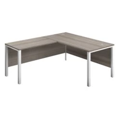 Commerce II Executive Return Workstations